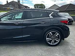 Used 2018 Infiniti Q30 Sport Intouch Black - Interior and Exterior details 17