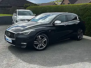 Used 2018 Infiniti Q30 Sport Intouch Black - Interior and Exterior details 3