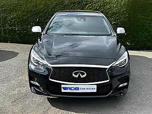 Used 2018 Infiniti Q30 Sport Intouch Black - Interior and Exterior details 7