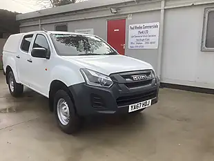 Used 2018 Isuzu D-Max Double Cab White - Interior and Exterior details 6
