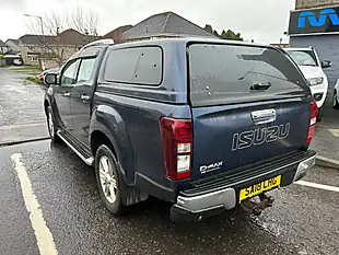 Used 2018 Isuzu D-Max Utah Blue - Interior and Exterior details 3