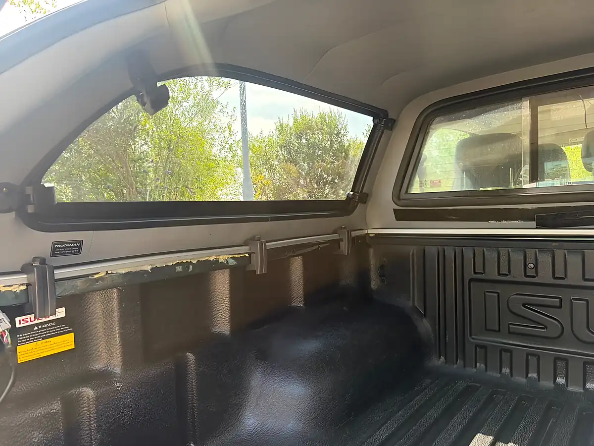 Used 2018 Isuzu D-Max Utah Pickup Double Cab Green - Interior and Exterior details 18