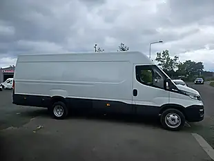 Used 2018 Iveco Daily 35C 14 Xlong White - Interior and Exterior details 2