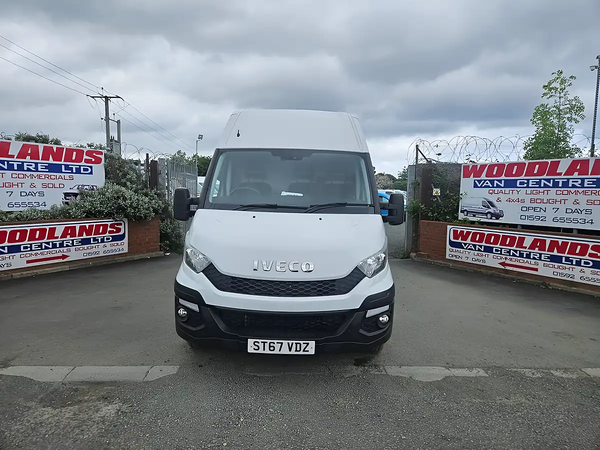 Used 2018 Iveco Daily 35C 14 Xlong White - Interior and Exterior details 3