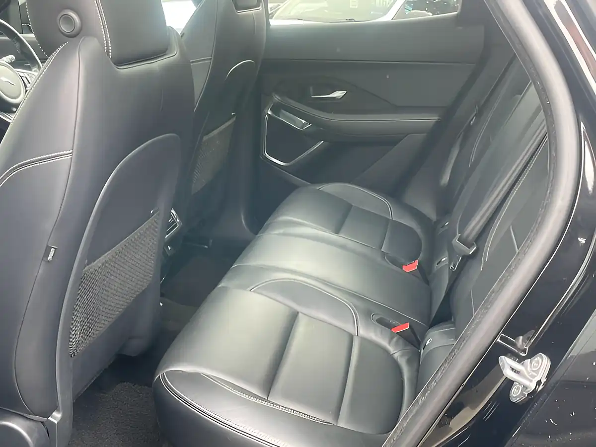 Used 2018 Jaguar E-Pace R-Dynamic Hse Black - Interior and Exterior details 14