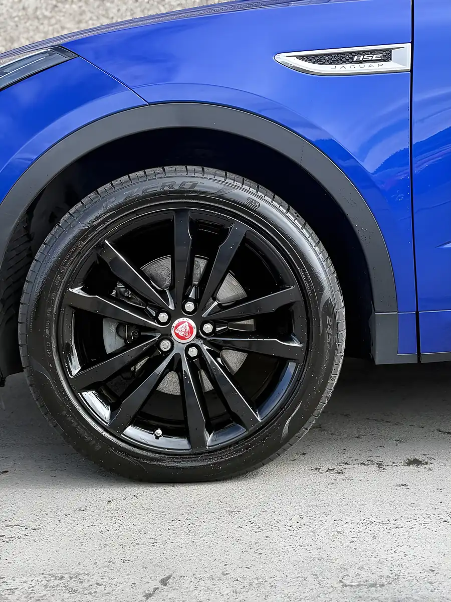 Used 2018 Jaguar E-Pace R-Dynamic Hse Blue - Interior and Exterior details 5