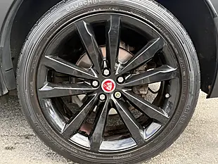 Used 2018 Jaguar E-Pace R-Dynamic Hse Grey - Interior and Exterior details 11