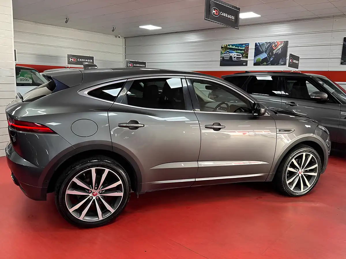 Used 2018 Jaguar E-Pace R-Dynamic Hse Grey - Front View