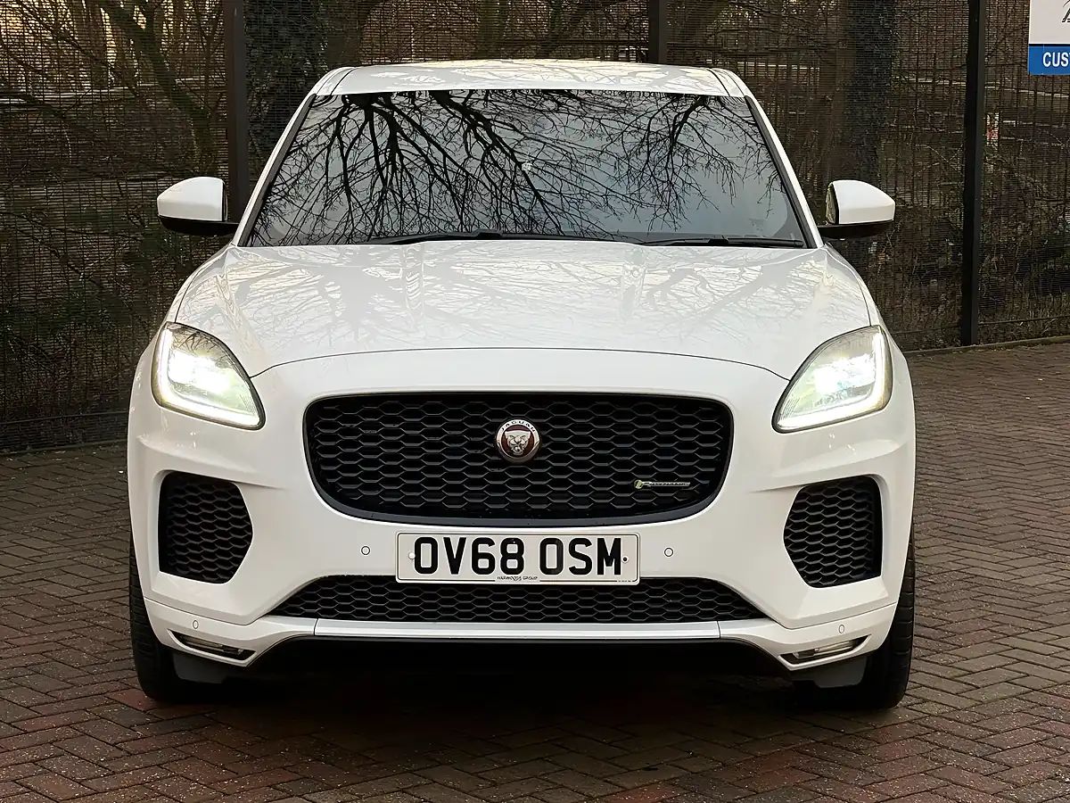 Used 2018 Jaguar E-Pace R-Dynamic Hse White - Interior and Exterior details 4