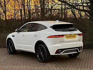 Used 2018 Jaguar E-Pace R-Dynamic Hse White - Interior and Exterior details 7