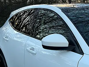 Used 2018 Jaguar E-Pace R-Dynamic Hse White - Interior and Exterior details 15