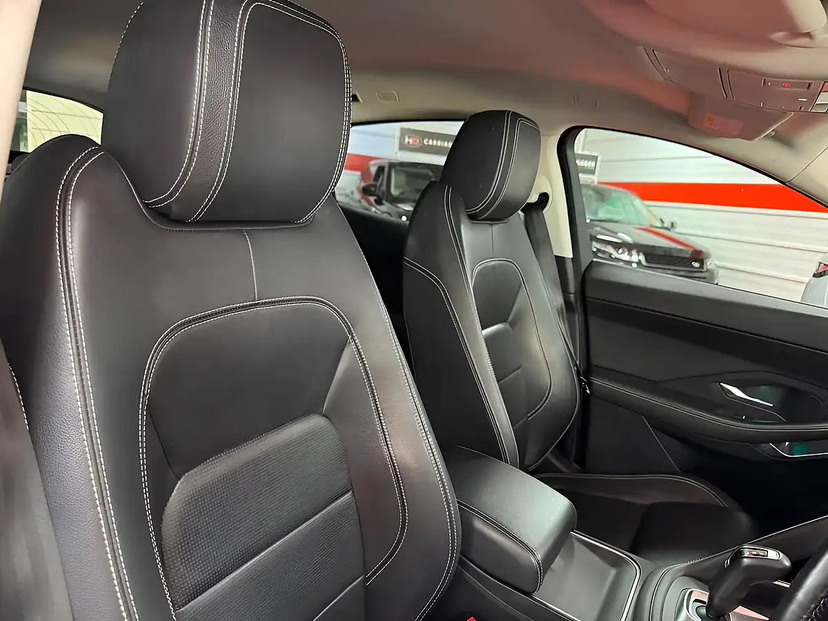Used 2018 Jaguar E-Pace R-Dynamic S Blue - Interior and Exterior details 13