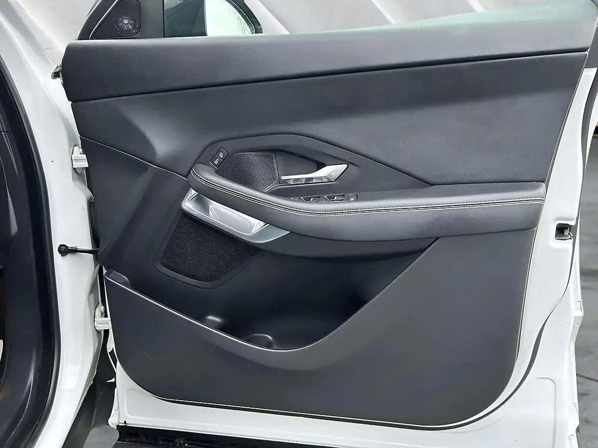Used 2018 Jaguar E-Pace R-Dynamic S White - Interior and Exterior details 16