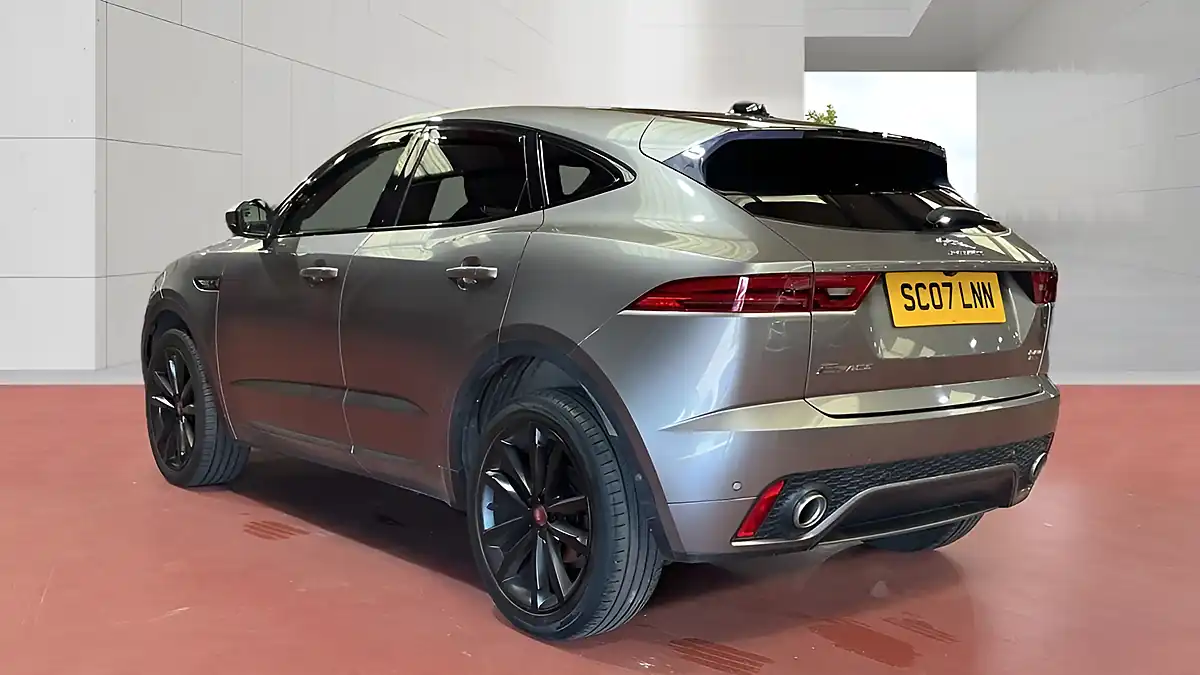 Used 2018 Jaguar E-Pace R-Dynamic Se Silver - Interior and Exterior details 3