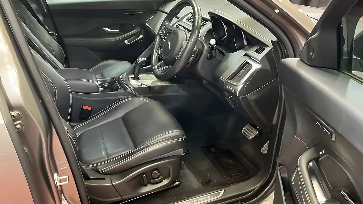 Used 2018 Jaguar E-Pace R-Dynamic Se Silver - Interior and Exterior details 7