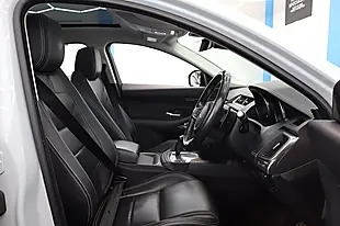 Used 2018 Jaguar E-Pace R-Dynamic Se White - Interior and Exterior details 16