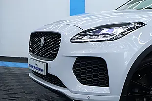 Used 2018 Jaguar E-Pace R-Dynamic Se White - Interior and Exterior details 4
