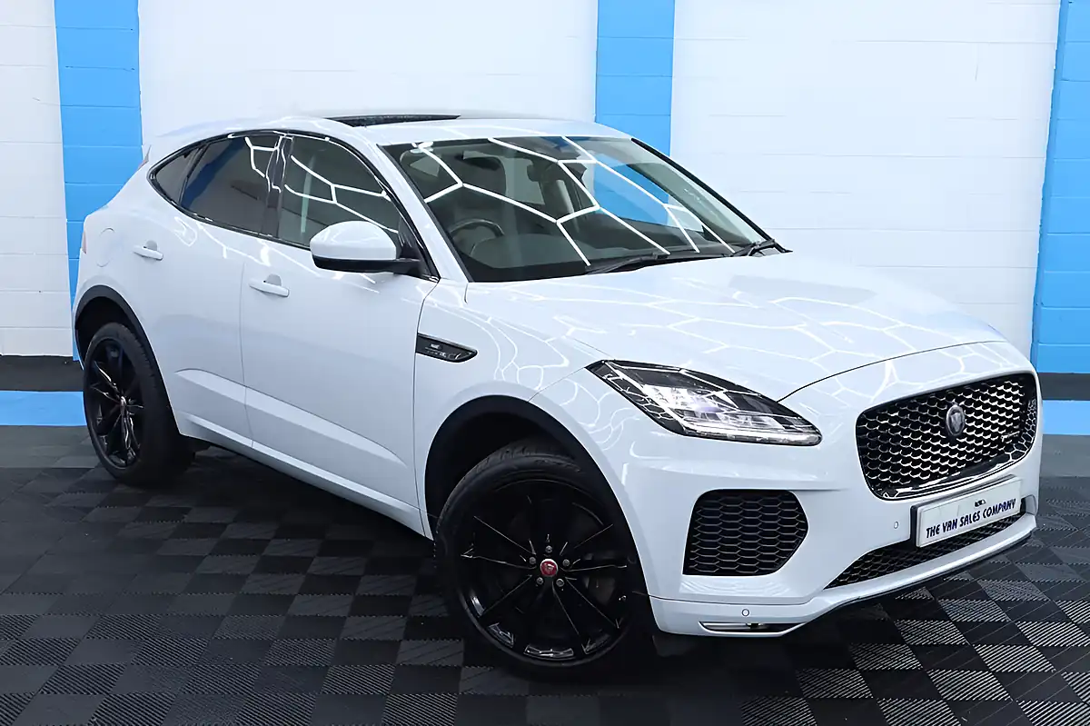 Used 2018 Jaguar E-Pace R-Dynamic Se White - Interior and Exterior details 5