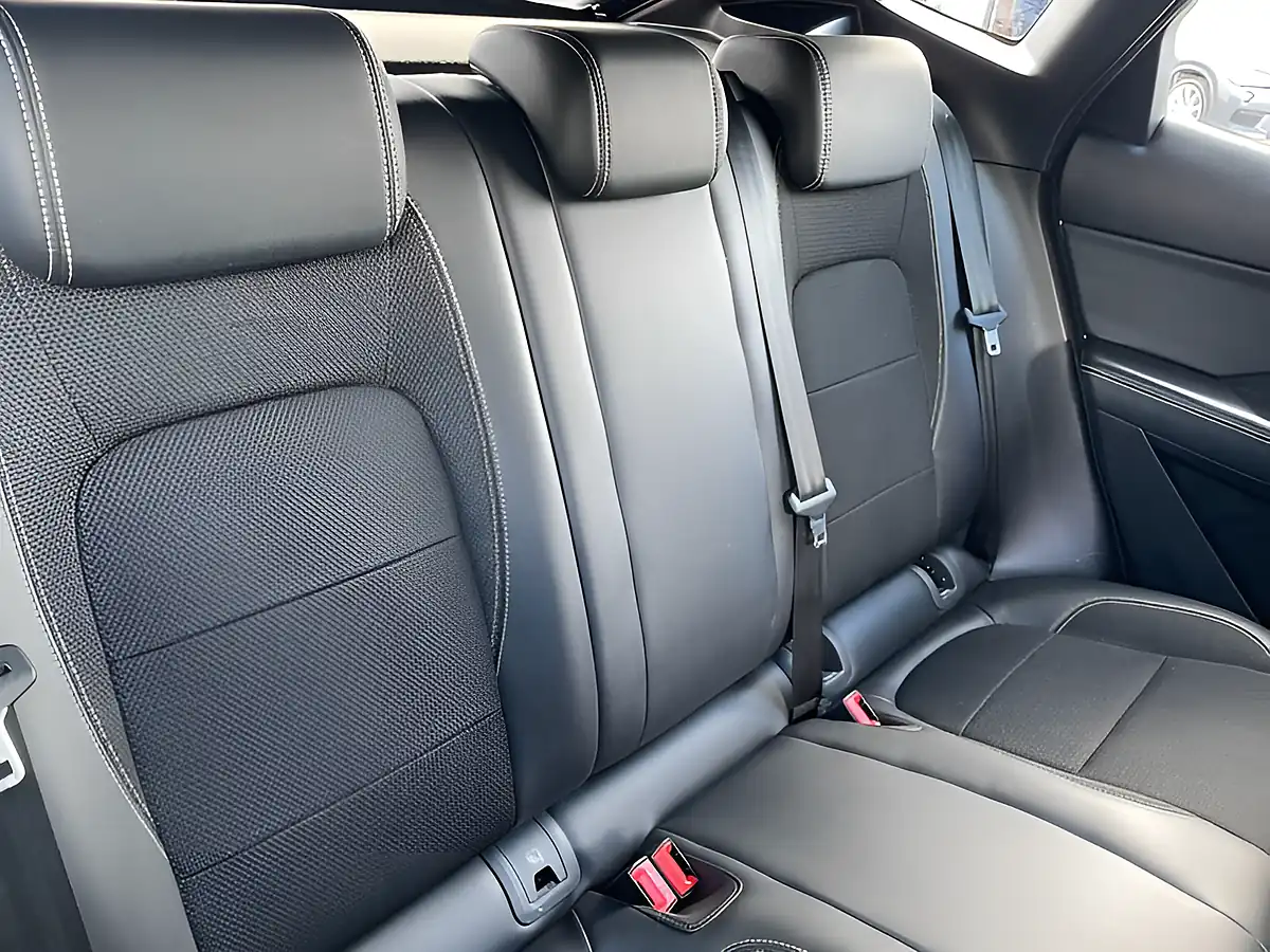Used 2018 Jaguar E-Pace R-Dynamic White - Interior and Exterior details 17