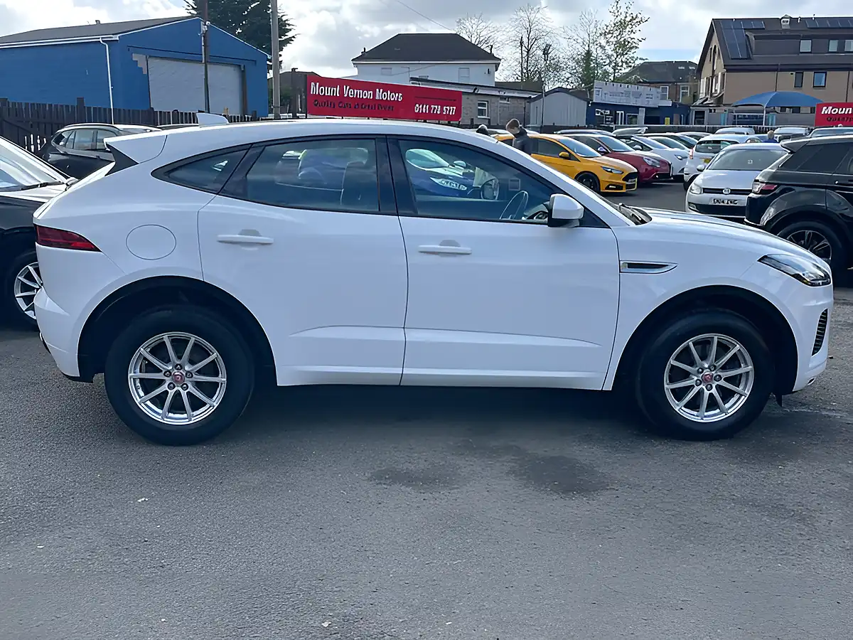 Used 2018 Jaguar E-Pace R-Dynamic White - Interior and Exterior details 9