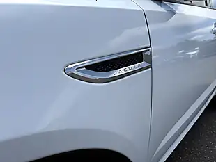 Used 2018 Jaguar E-Pace R-Dynamic White - Interior and Exterior details 11