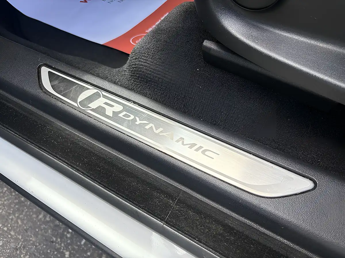 Used 2018 Jaguar E-Pace R-Dynamic White - Interior and Exterior details 15
