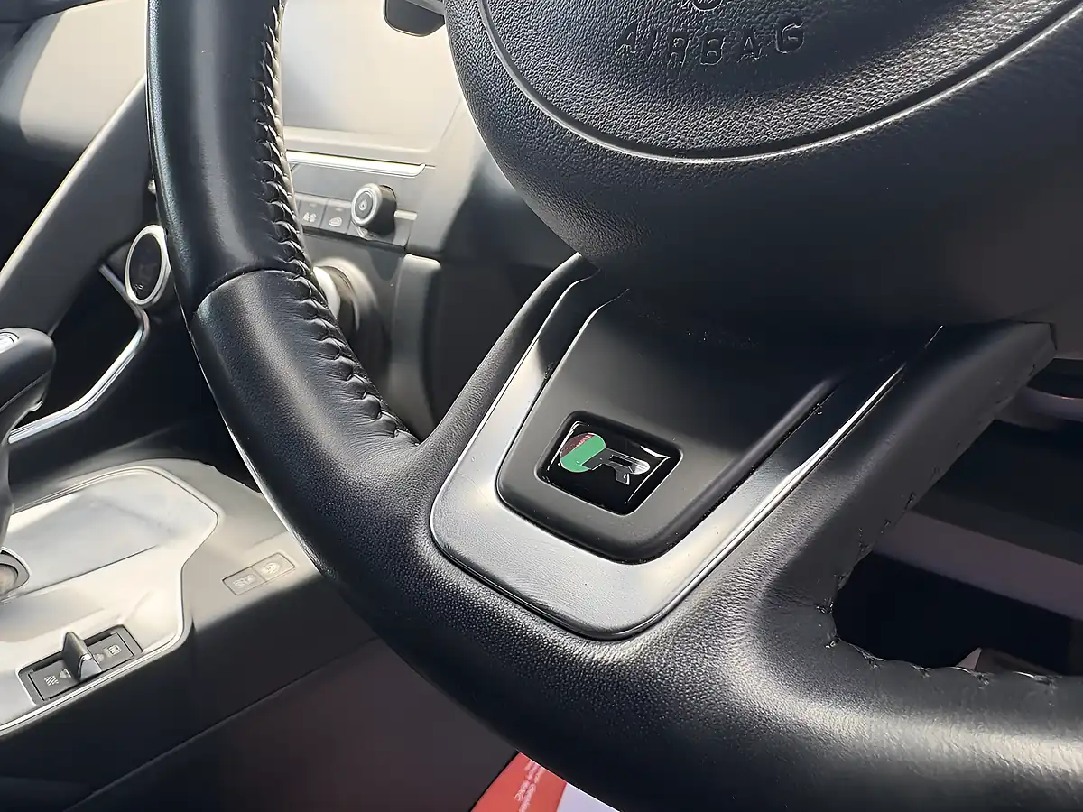 Used 2018 Jaguar E-Pace R-Dynamic White - Interior and Exterior details 8