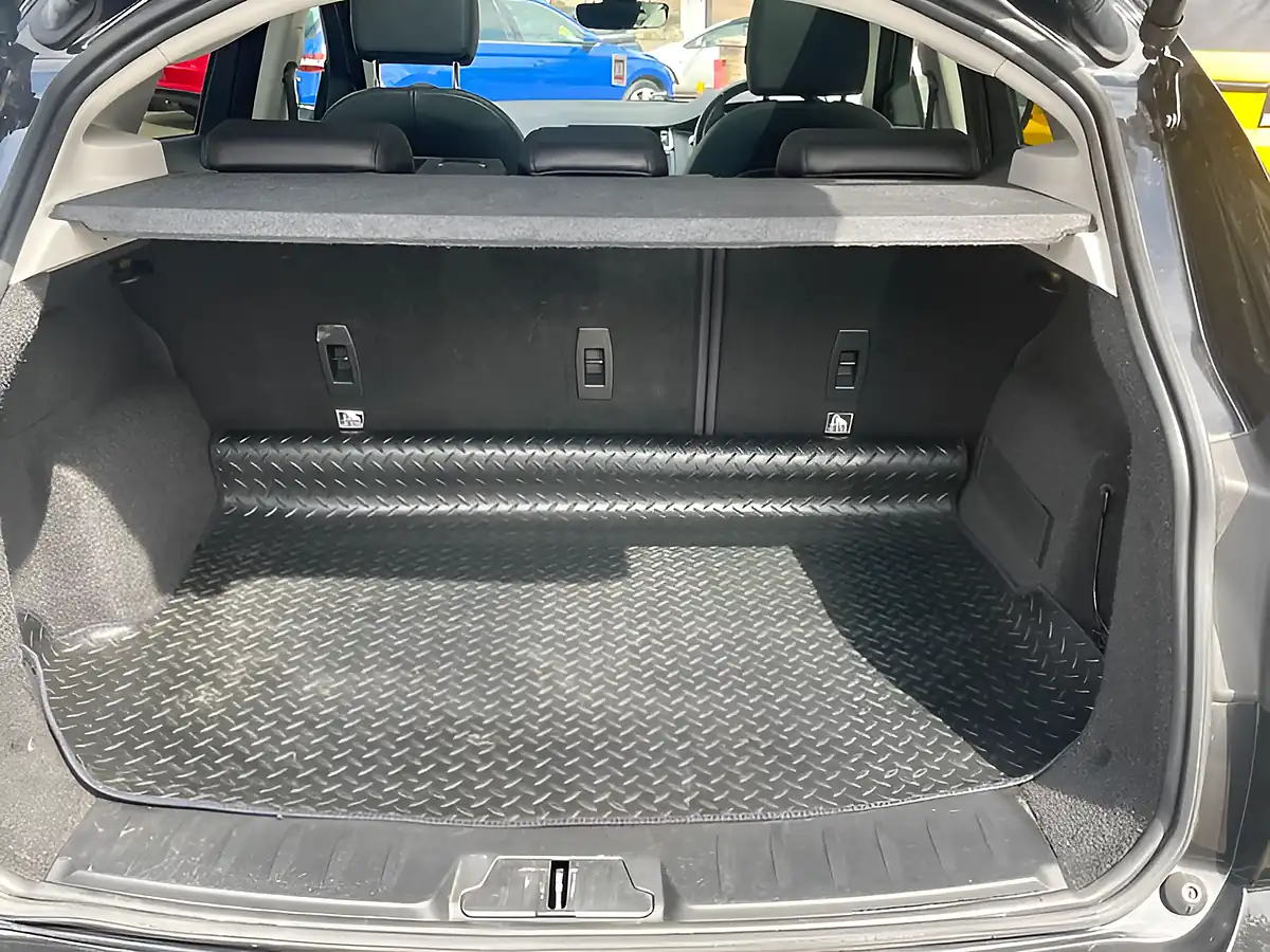 Used 2018 Jaguar E-Pace S Black - Interior and Exterior details 13