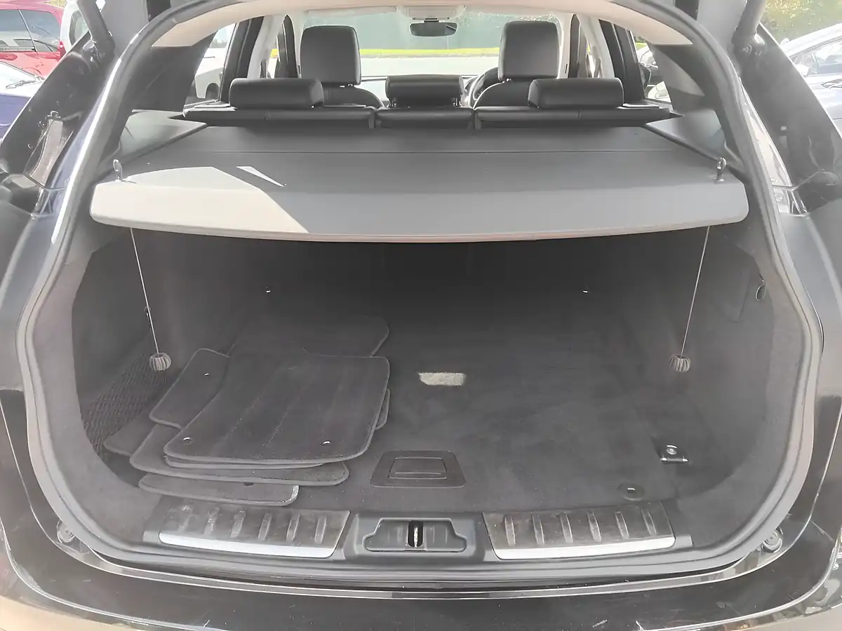 Used 2018 Jaguar F-Pace Portfolio Black - Interior and Exterior details 18