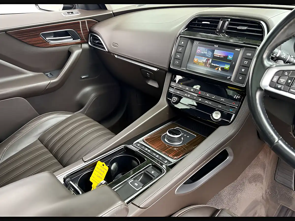 Used 2018 Jaguar F-Pace Portfolio British Racing Green - Interior and Exterior details 10