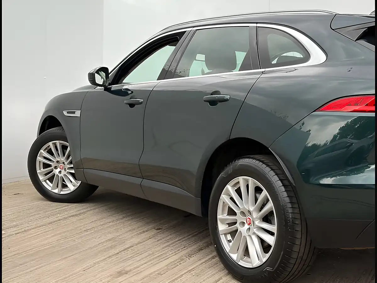 Used 2018 Jaguar F-Pace Portfolio British Racing Green - Interior and Exterior details 15