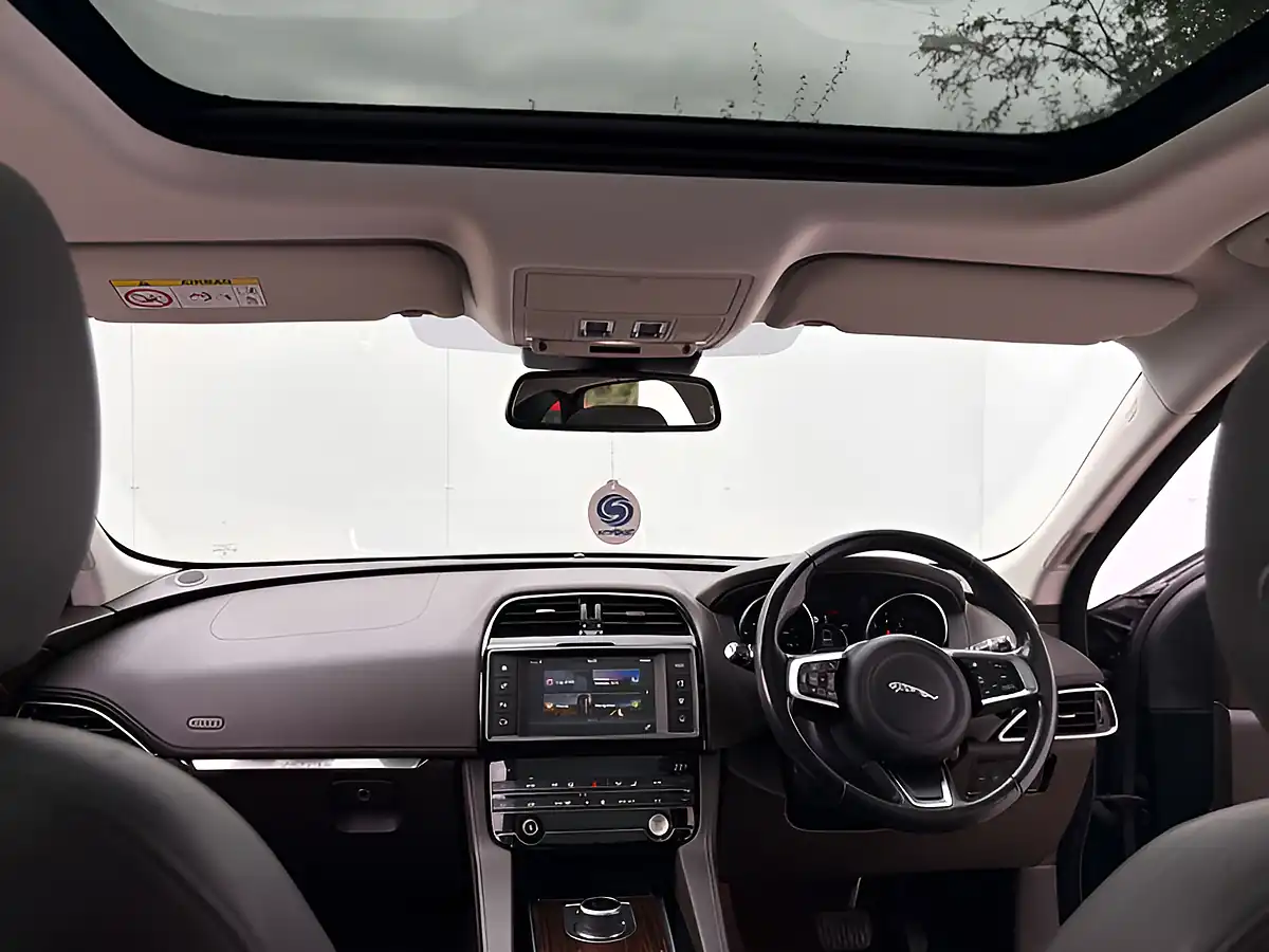 Used 2018 Jaguar F-Pace Portfolio British Racing Green - Interior and Exterior details 17
