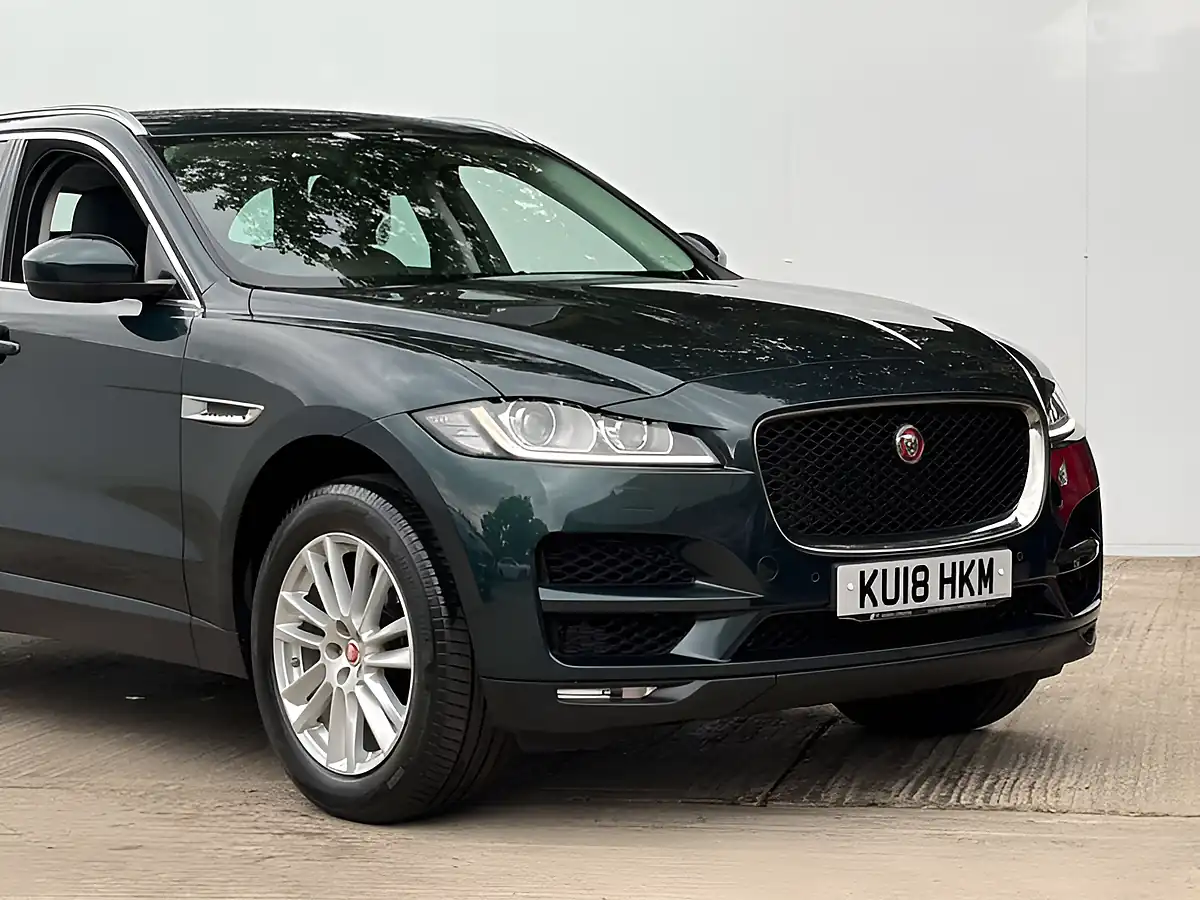 Used 2018 Jaguar F-Pace Portfolio British Racing Green - Interior and Exterior details 2