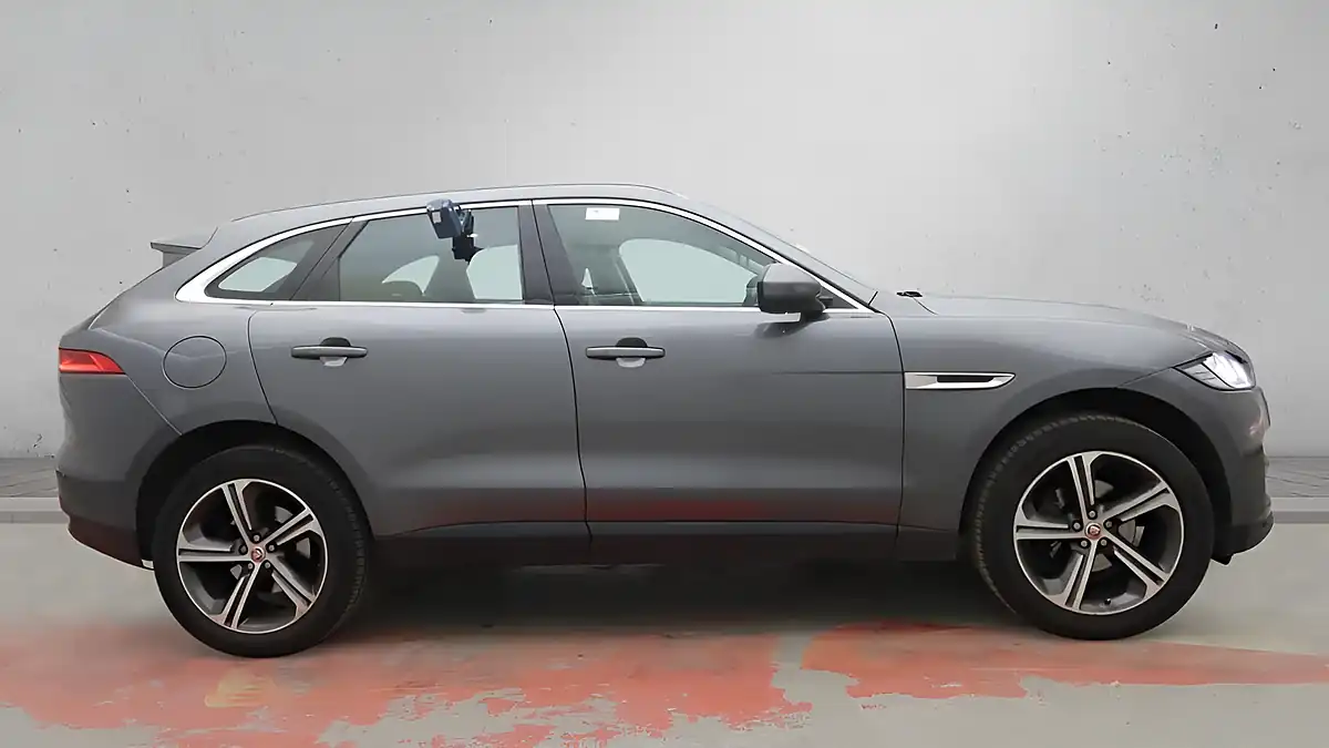 Used 2018 Jaguar F-Pace Portfolio Grey - Interior and Exterior details 5
