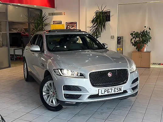 2018 Jaguar F-PACE 2.0 D180 Portfolio