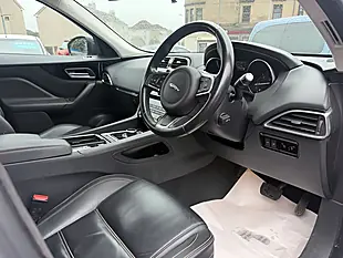 Used 2018 Jaguar F-Pace Prestige White - Interior and Exterior details 12
