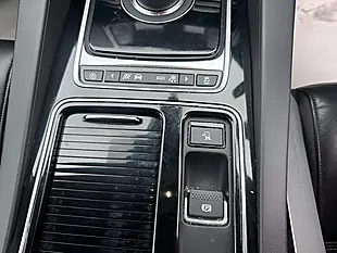 Used 2018 Jaguar F-Pace Prestige White - Interior and Exterior details 16