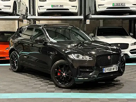 2018 Jaguar F-PACE 2.0 P300 R-Sport