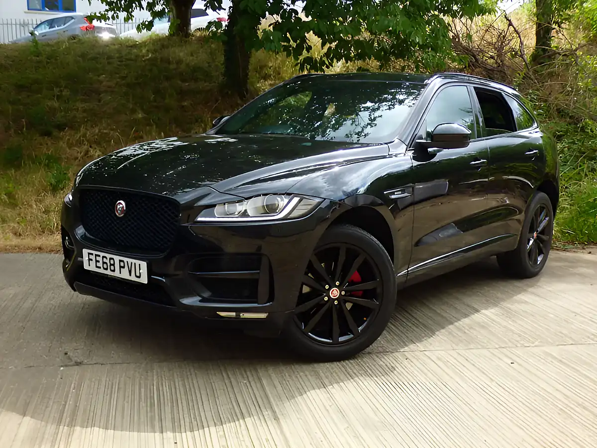 Used 2018 Jaguar F-Pace R-Sport Black - Interior and Exterior details 11