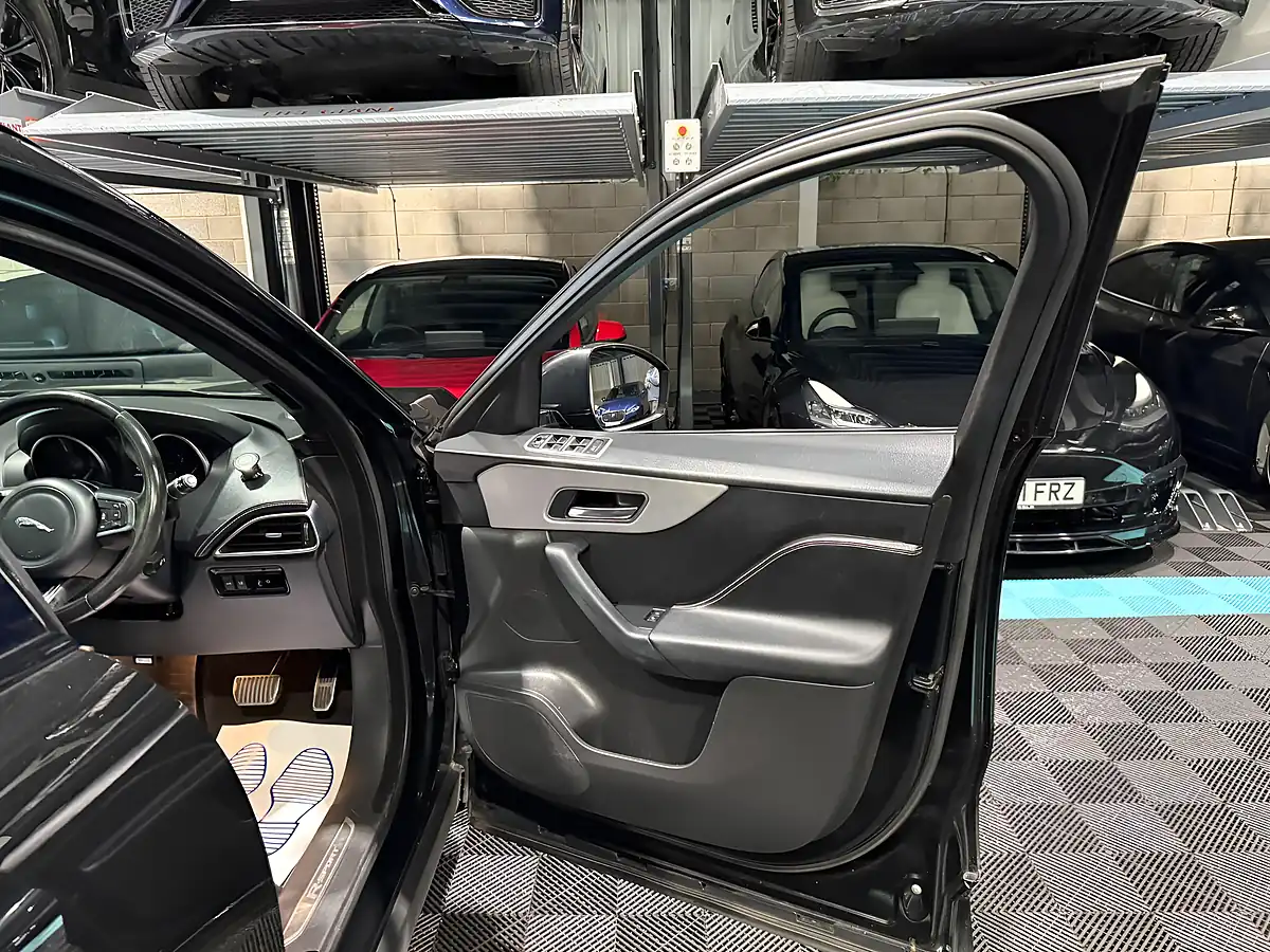 Used 2018 Jaguar F-Pace R-Sport Black - Interior and Exterior details 13