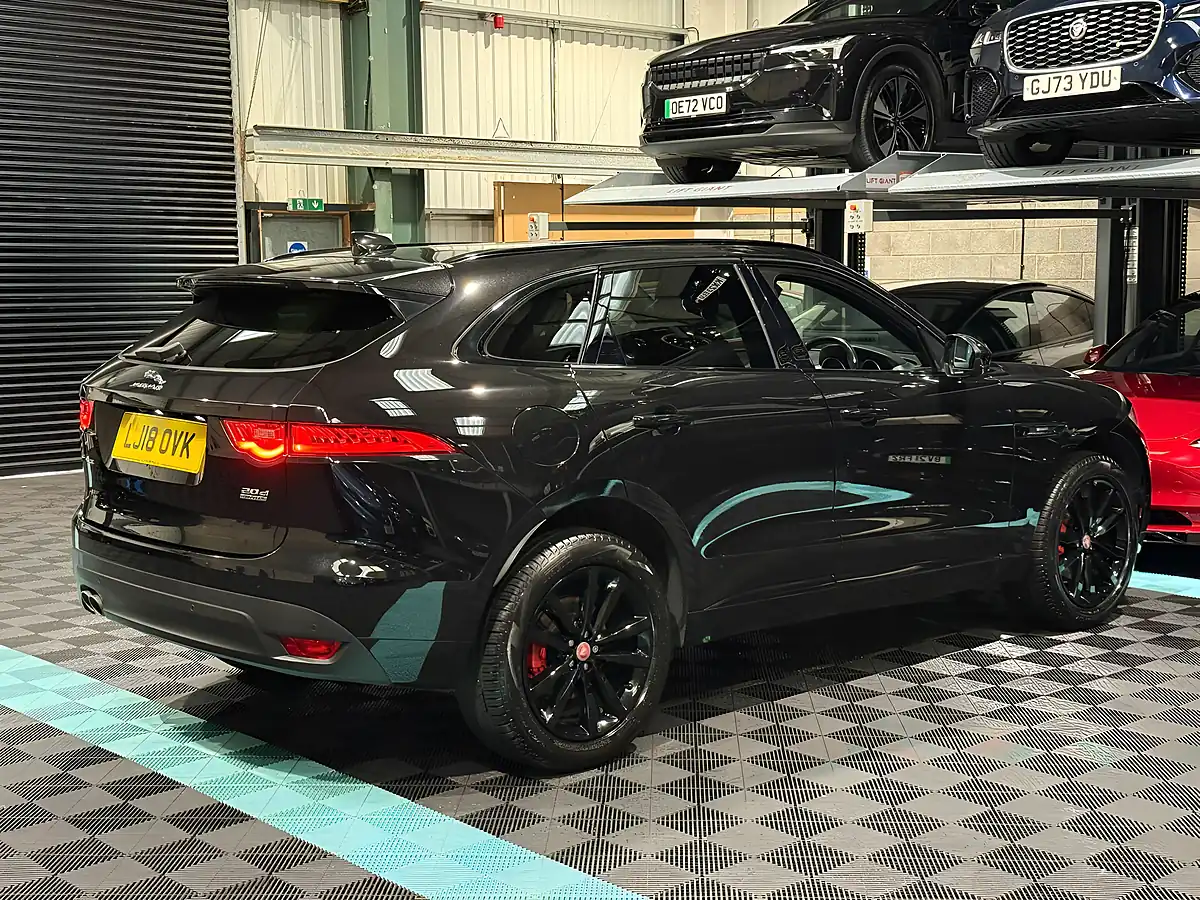 Used 2018 Jaguar F-Pace R-Sport Black - Interior and Exterior details 9