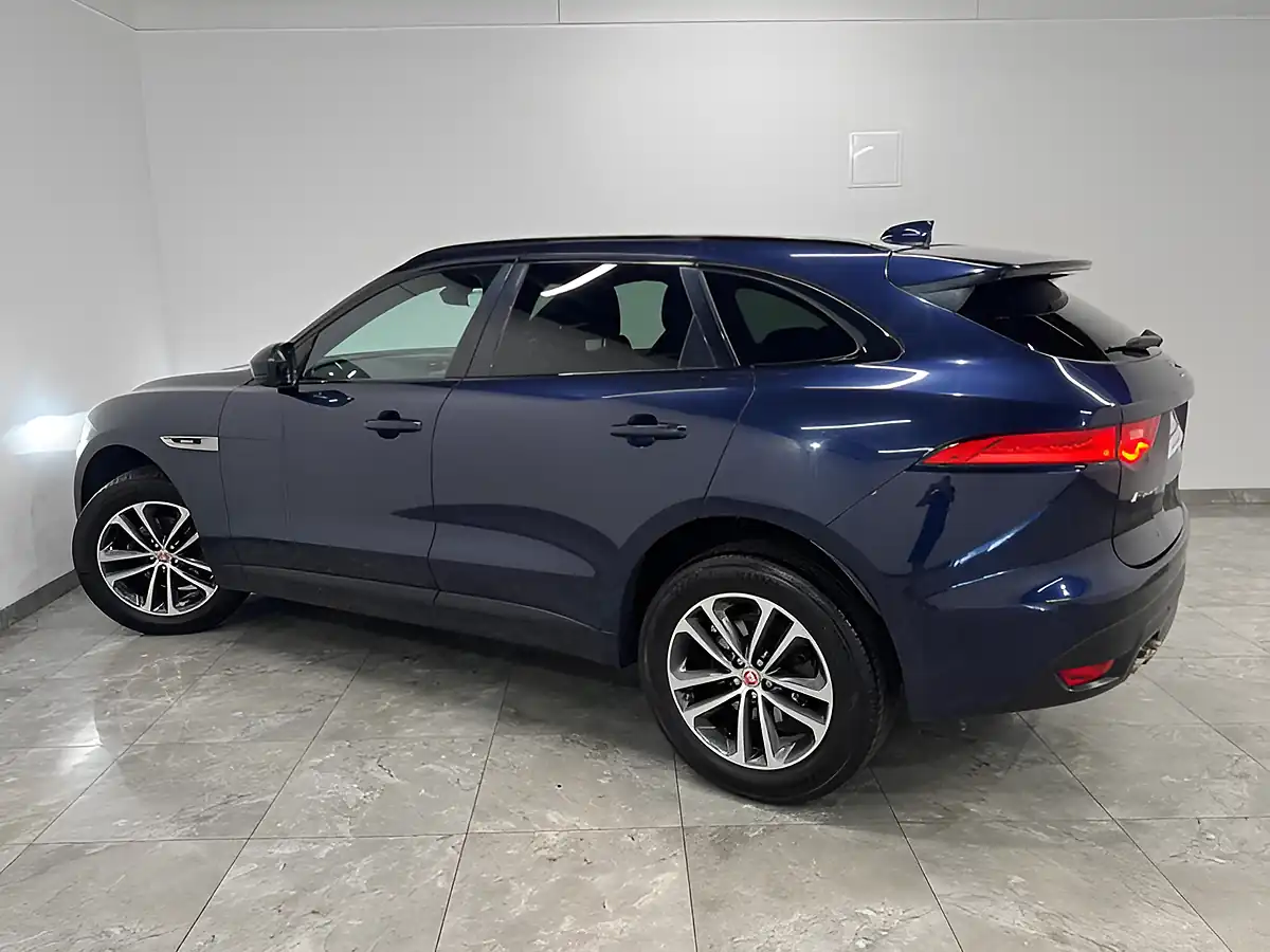 Used 2018 Jaguar F-Pace R-Sport Blue - Interior and Exterior details 6