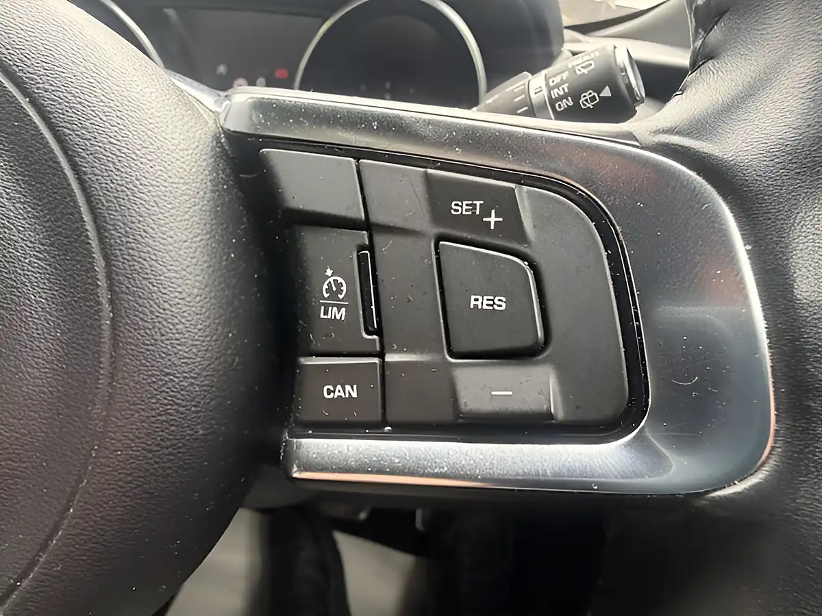 Used 2018 Jaguar F-Pace R-Sport Blue - Interior and Exterior details 18