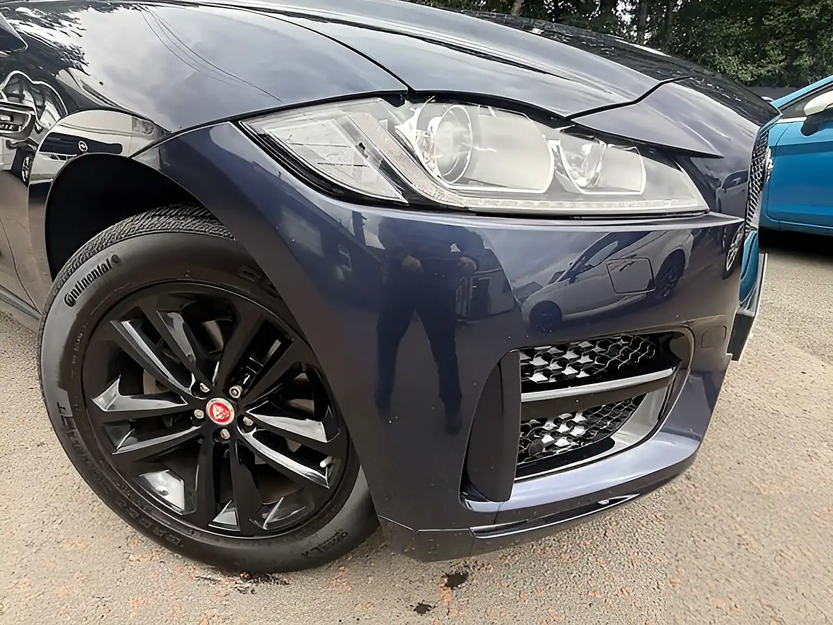 Used 2018 Jaguar F-Pace R-Sport Blue - Interior and Exterior details 9