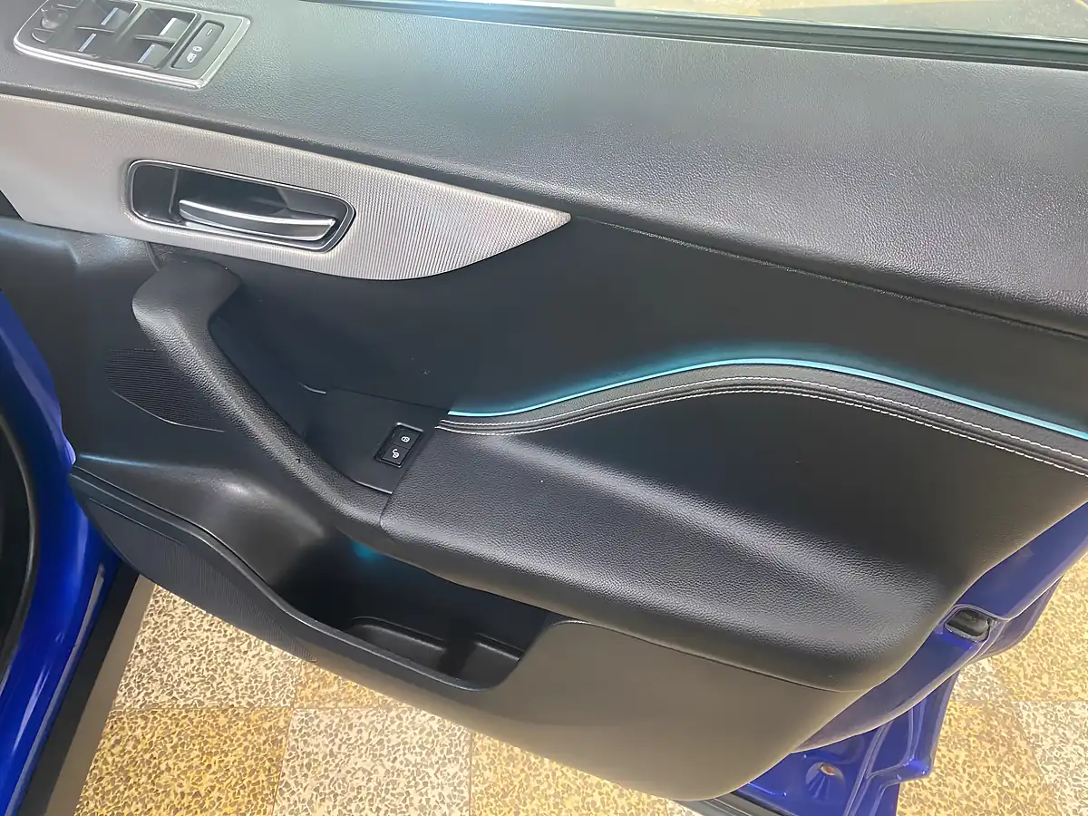 Used 2018 Jaguar F-Pace R-Sport Blue - Interior and Exterior details 19