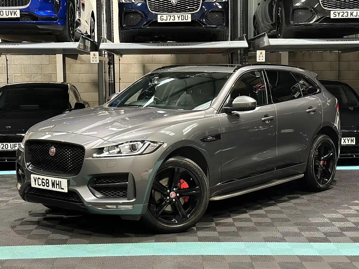 Used 2018 Jaguar F-Pace R-Sport Grey - Interior and Exterior details 5