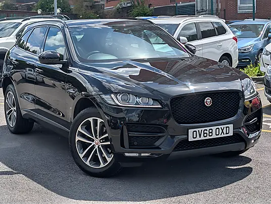2018 Jaguar F-PACE R-Sport D240