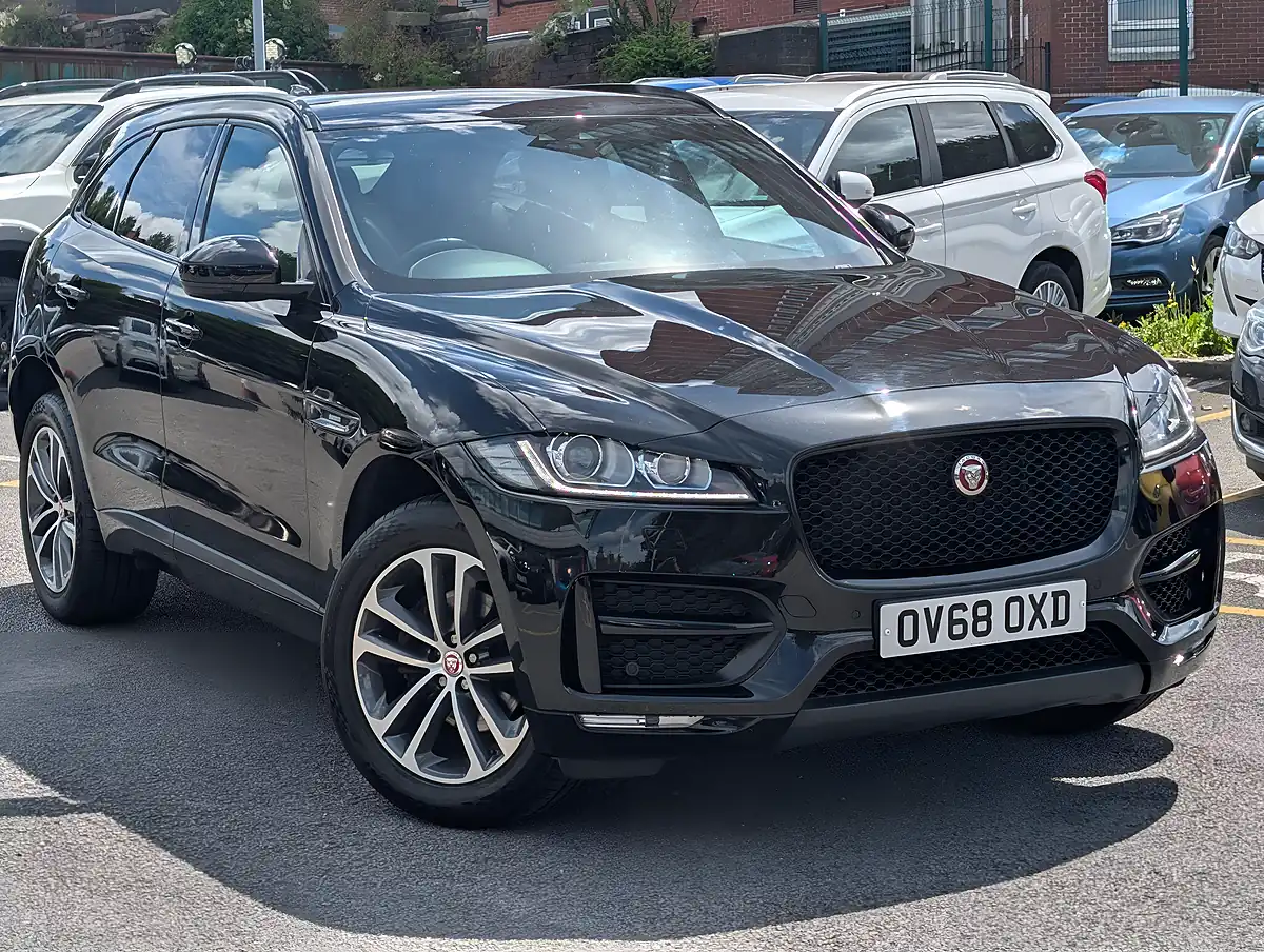 Used 2018 Jaguar F-Pace R-Sport - Front View