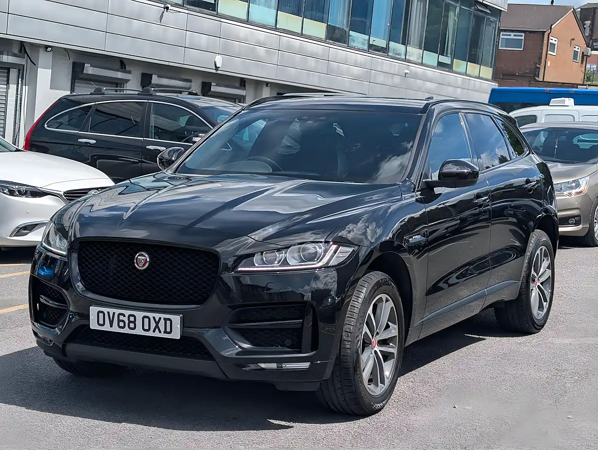 Used 2018 Jaguar F-Pace R-Sport - Interior and Exterior details 3