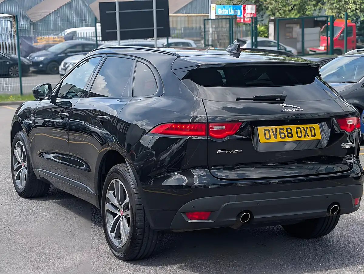 Used 2018 Jaguar F-Pace R-Sport - Interior and Exterior details 4